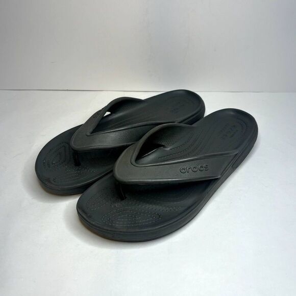 Crocs Gray Flip Flop Sandals Comfy Durable Unisex - Picture 2 of 10
